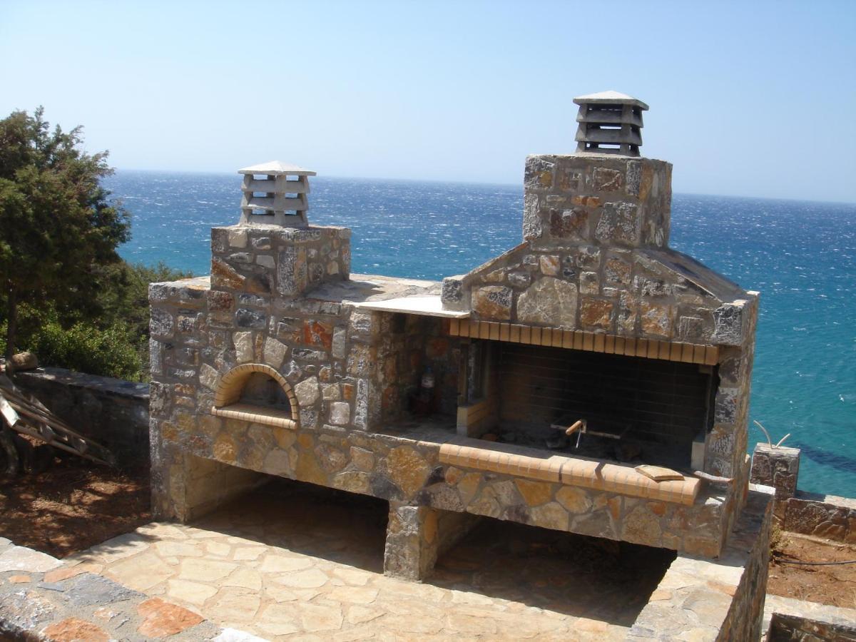 Villa Petrino Tsoútsouros 외부 사진